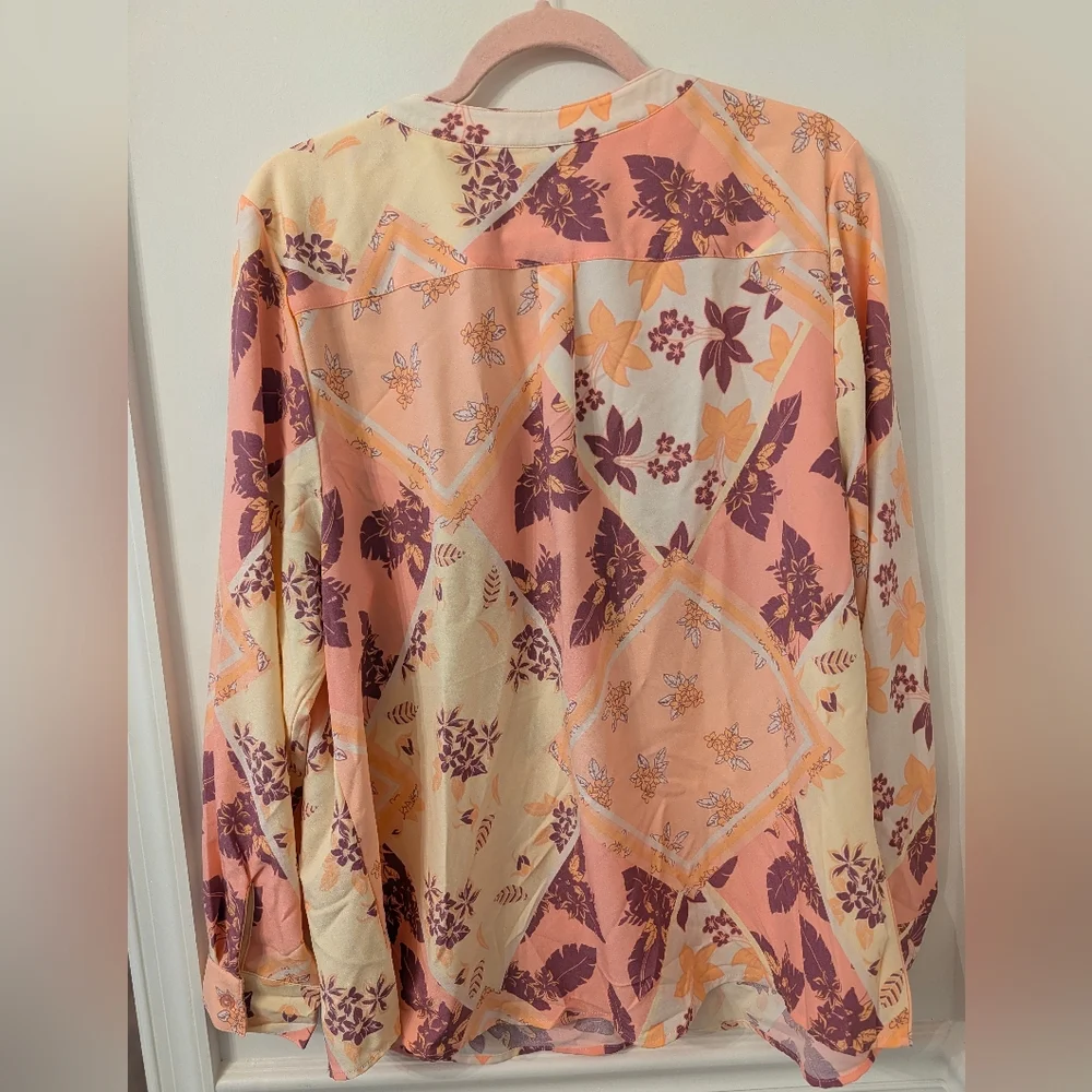 D & Co Pastel Floral Long Sleeve Blouse Size XL - Picture 5 of 6